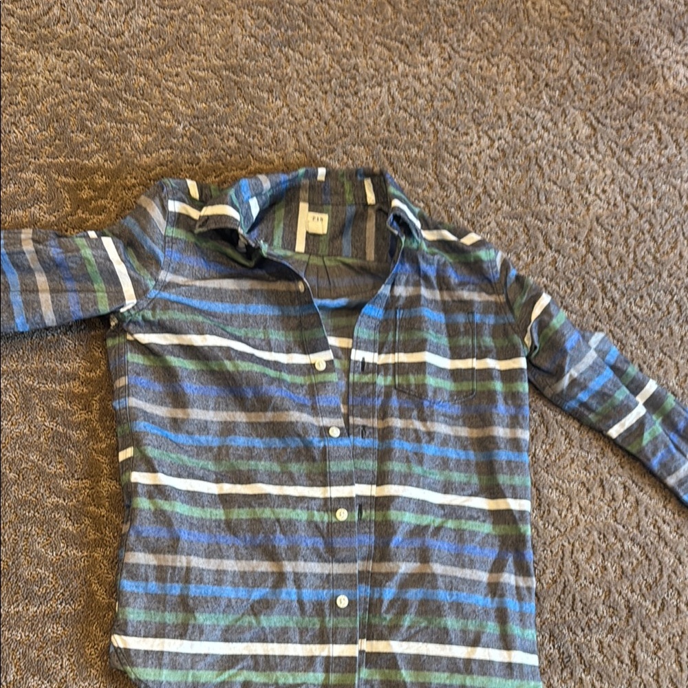 Gap Blue and Green Plaid Button Down Shirt with Long Sleeves
